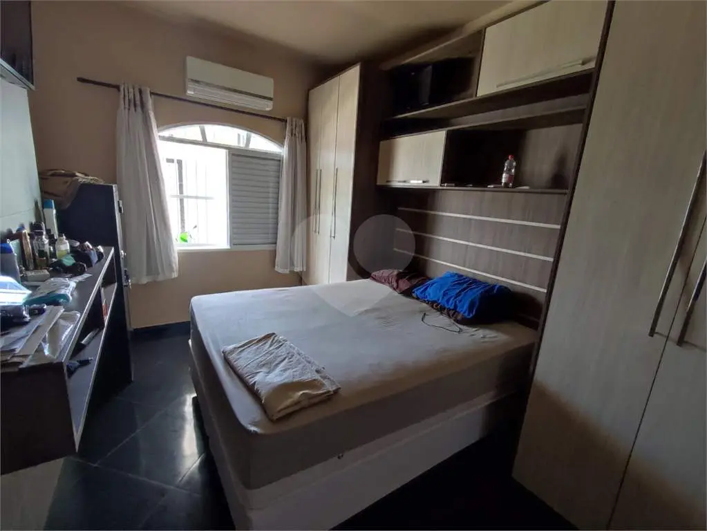 Casa para Venda em Praia Grande, Flórida, 6 dormitórios, 3 banheiros, 8 vagas