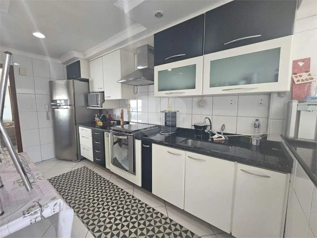 Apartamento para Venda em Praia Grande, Guilhermina, 4 dormitórios, 2 suítes, 2 banheiros, 2 vagas