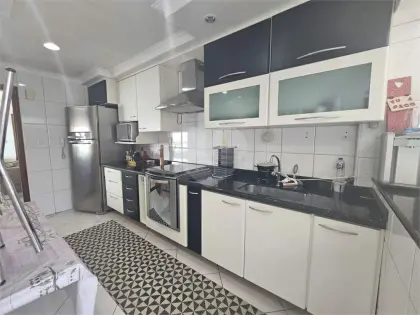 Apartamento para Venda em Praia Grande, Guilhermina, 4 dormitórios, 2 suítes, 2 banheiros, 2 vagas