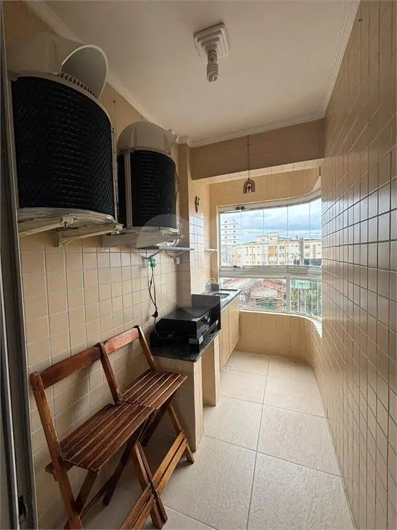 Apartamento para Venda em Praia Grande, Maracanã, 1 dormitório, 1 banheiro, 1 vaga