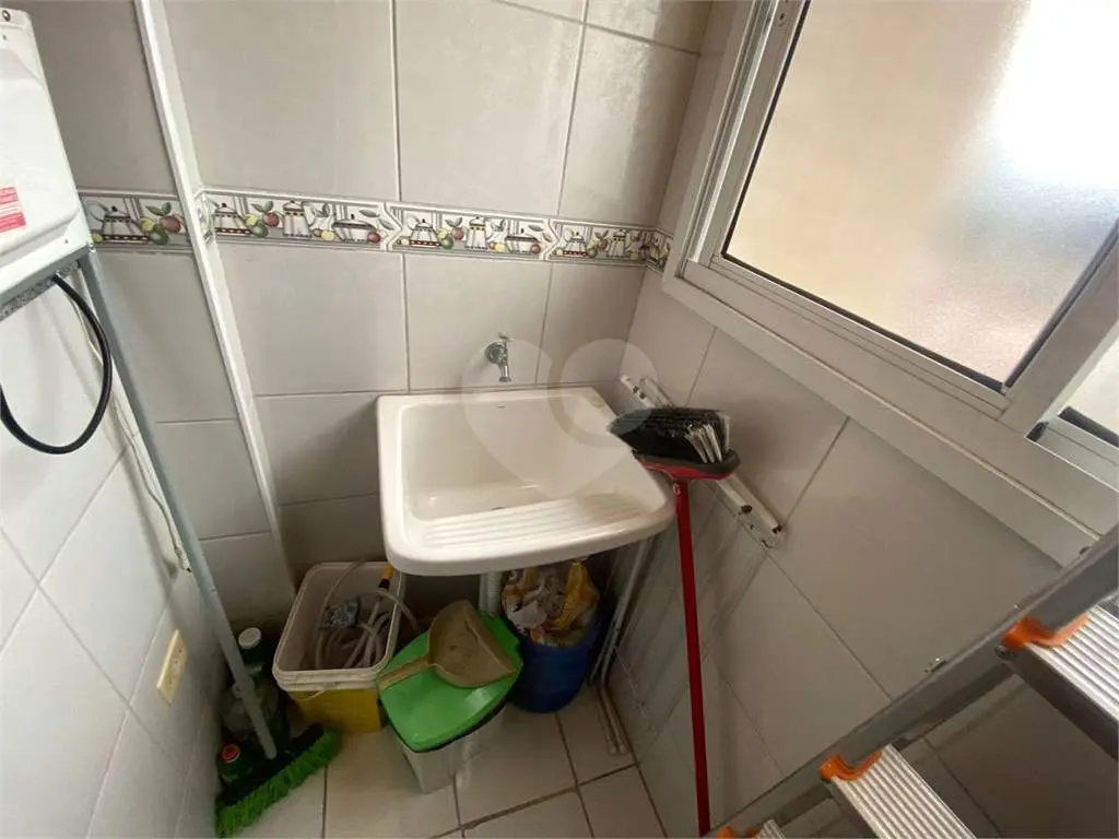 Apartamento para Venda em Praia Grande, Tupi, 1 dormitório, 1 banheiro, 1 vaga