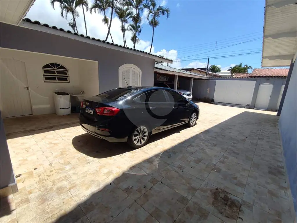 Casa para Venda em Praia Grande, Flórida, 6 dormitórios, 3 banheiros, 8 vagas