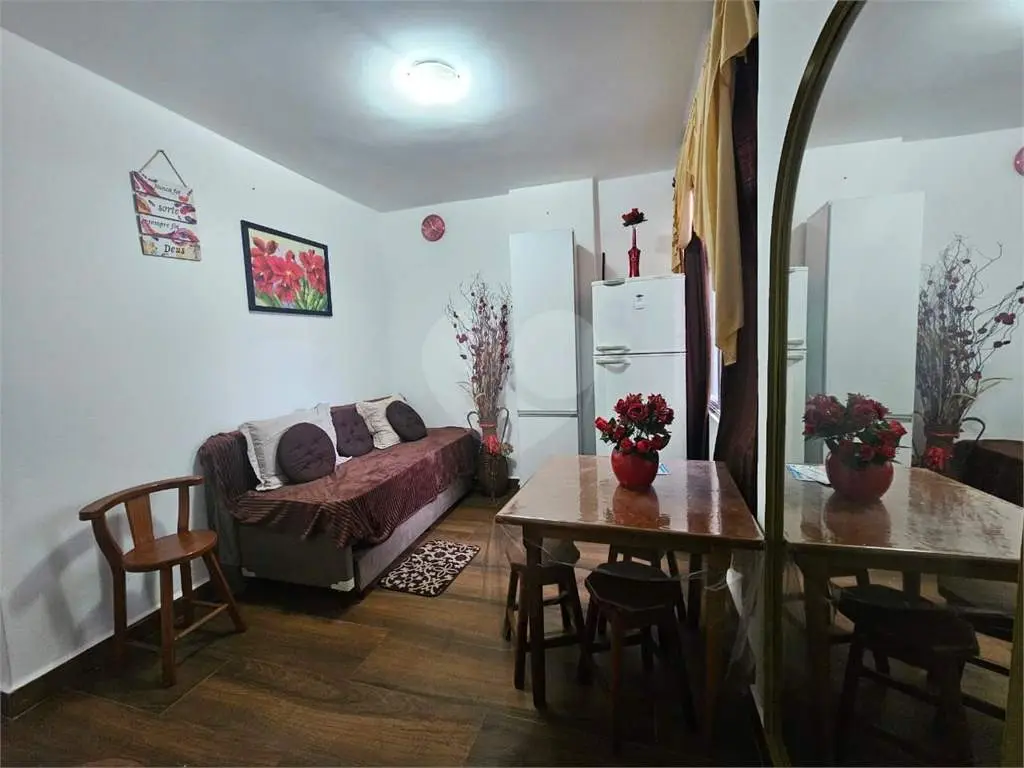 Studio para Venda em Praia Grande, Vila Guilhermina, 1 dormitório, 1 banheiro, 1 vaga