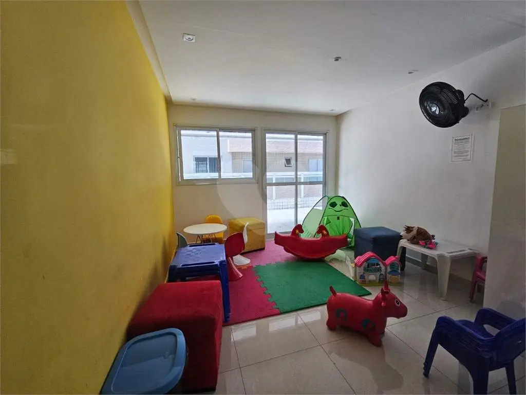 Apartamento para Locação em Praia Grande, Tupi, 2 dormitórios, 1 suíte, 1 banheiro, 2 vagas