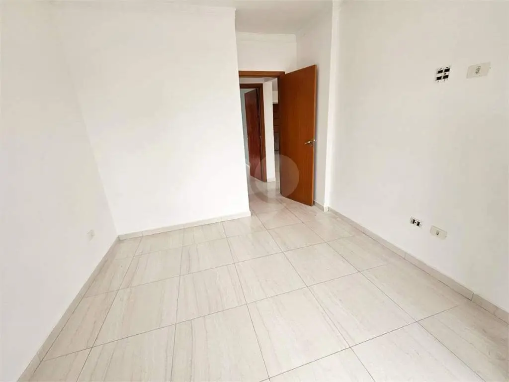 Apartamento para Locação em Praia Grande, Tupi, 2 dormitórios, 1 suíte, 1 banheiro, 2 vagas
