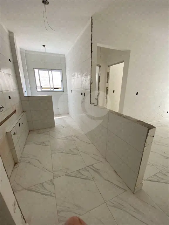 Apartamento para Venda em Praia Grande, Guilhermina, 1 dormitório, 1 suíte, 1 banheiro, 1 vaga