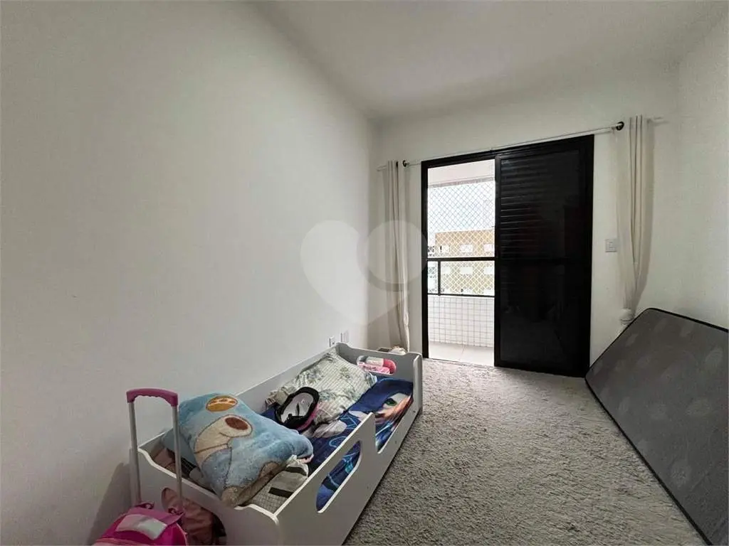 Apartamento para Venda em Praia Grande, Forte, 2 dormitórios, 1 suíte, 2 banheiros, 1 vaga