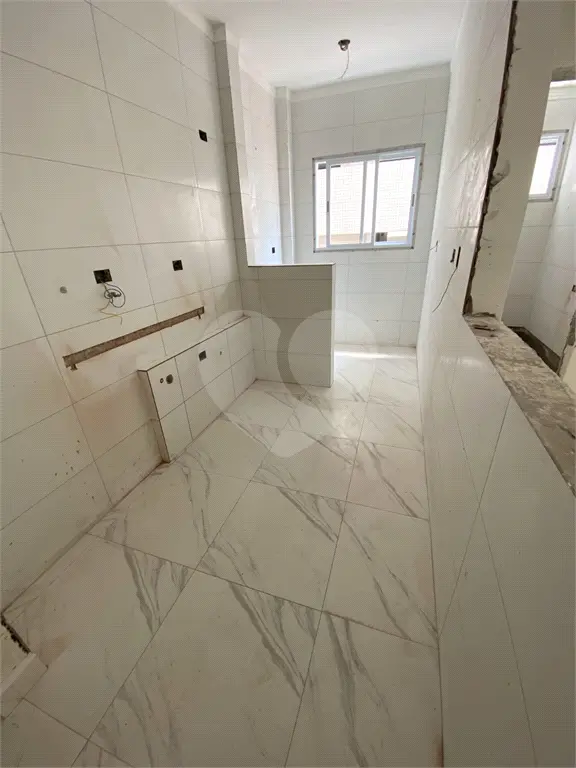 Apartamento para Venda em Praia Grande, Guilhermina, 1 dormitório, 1 suíte, 1 banheiro, 1 vaga