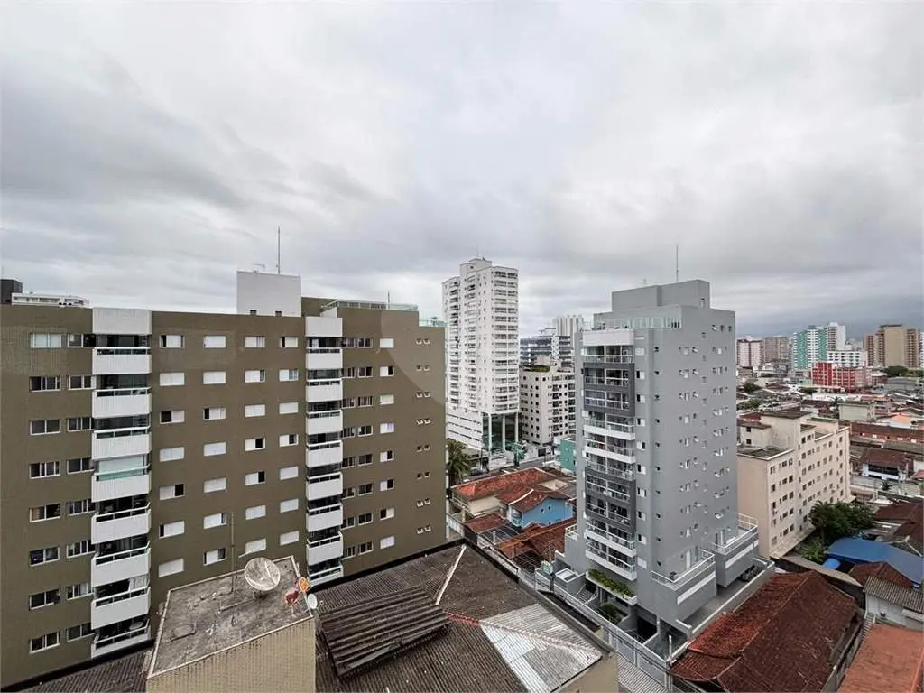 Apartamento para Venda em Praia Grande, Forte, 2 dormitórios, 1 suíte, 2 banheiros, 1 vaga