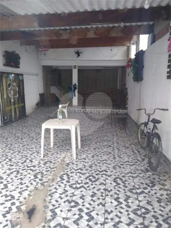 Sobrado para Venda em Praia Grande, Ribeirópolis, 3 dormitórios, 1 suíte, 3 banheiros, 6 vagas
