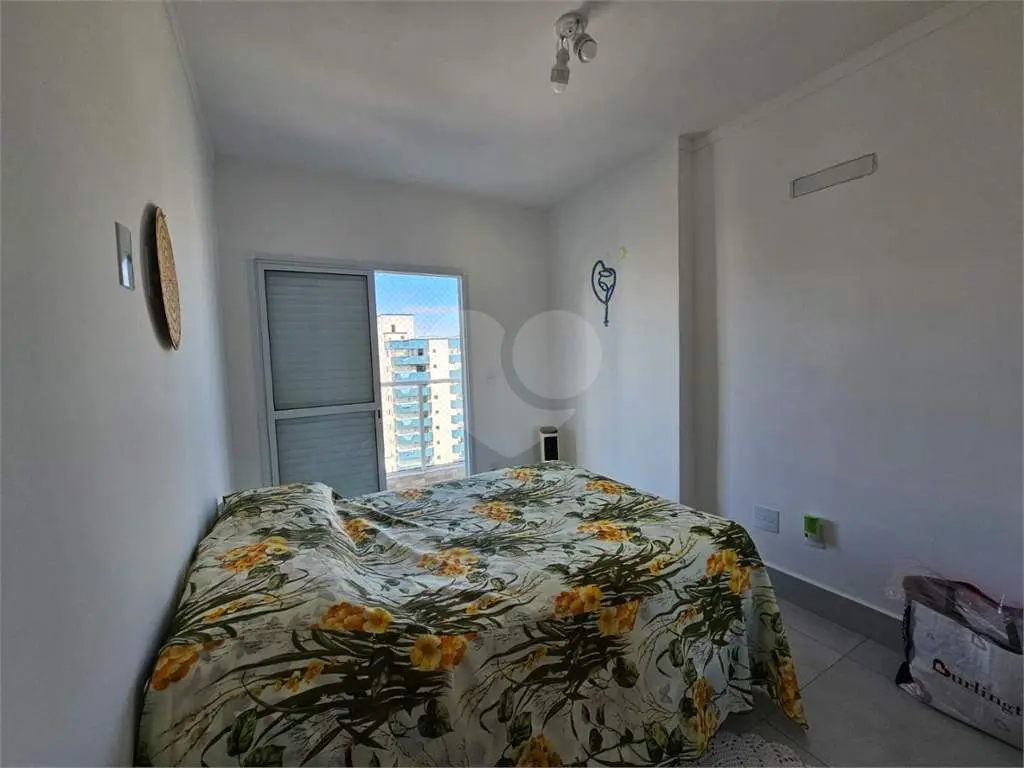 Apartamento para Venda em Praia Grande, Guilhermina, 3 dormitórios, 3 suítes, 3 banheiros, 2 vagas