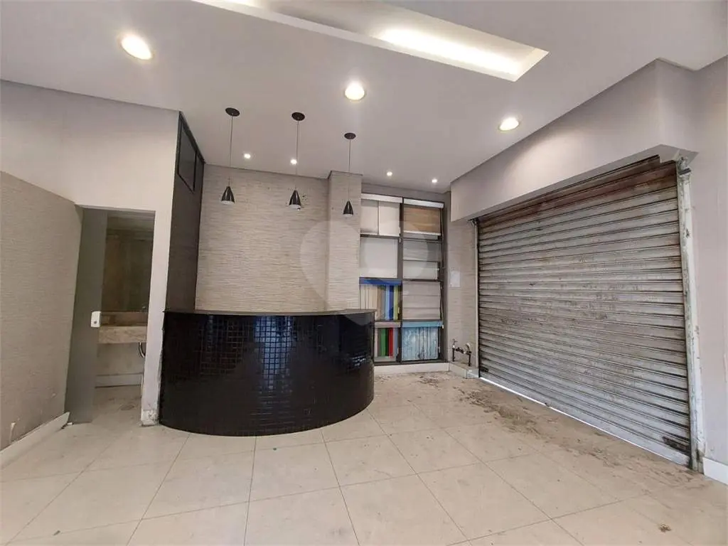 Comercial para Venda em Praia Grande, Vila Tupi, 1 banheiro, 1 vaga