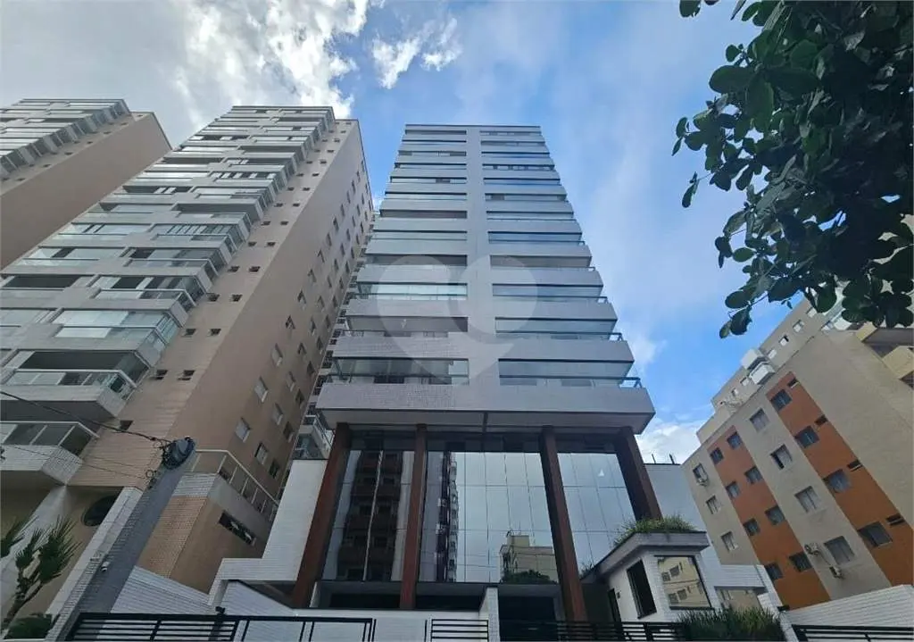 Apartamento para Venda em Praia Grande, Forte, 2 dormitórios, 1 suíte, 2 banheiros, 1 vaga