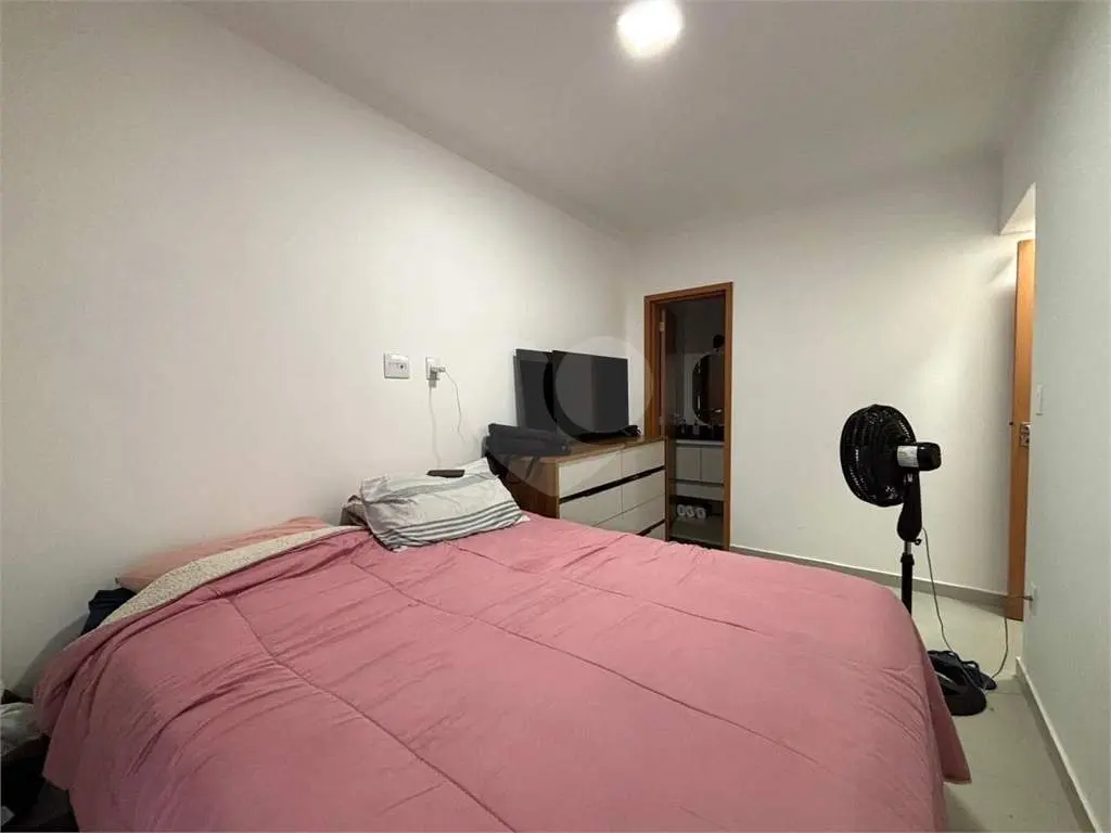 Apartamento para Venda em Praia Grande, Forte, 2 dormitórios, 1 suíte, 2 banheiros, 1 vaga