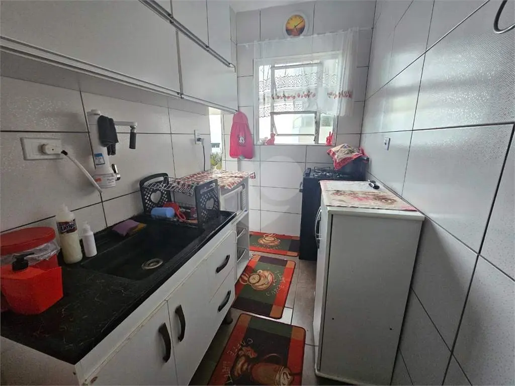 Studio para Venda em Praia Grande, Vila Guilhermina, 1 dormitório, 1 banheiro, 1 vaga