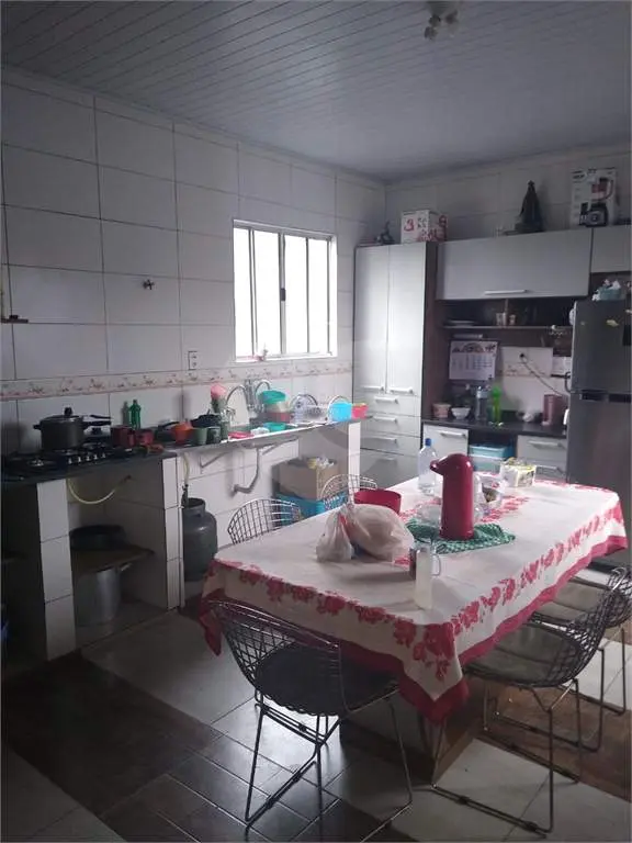 Sobrado para Venda em Praia Grande, Ribeirópolis, 3 dormitórios, 1 suíte, 3 banheiros, 6 vagas