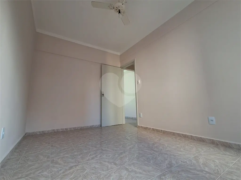 Apartamento para Venda em Praia Grande, Vila Guilhermina, 1 dormitório, 1 banheiro, 1 vaga