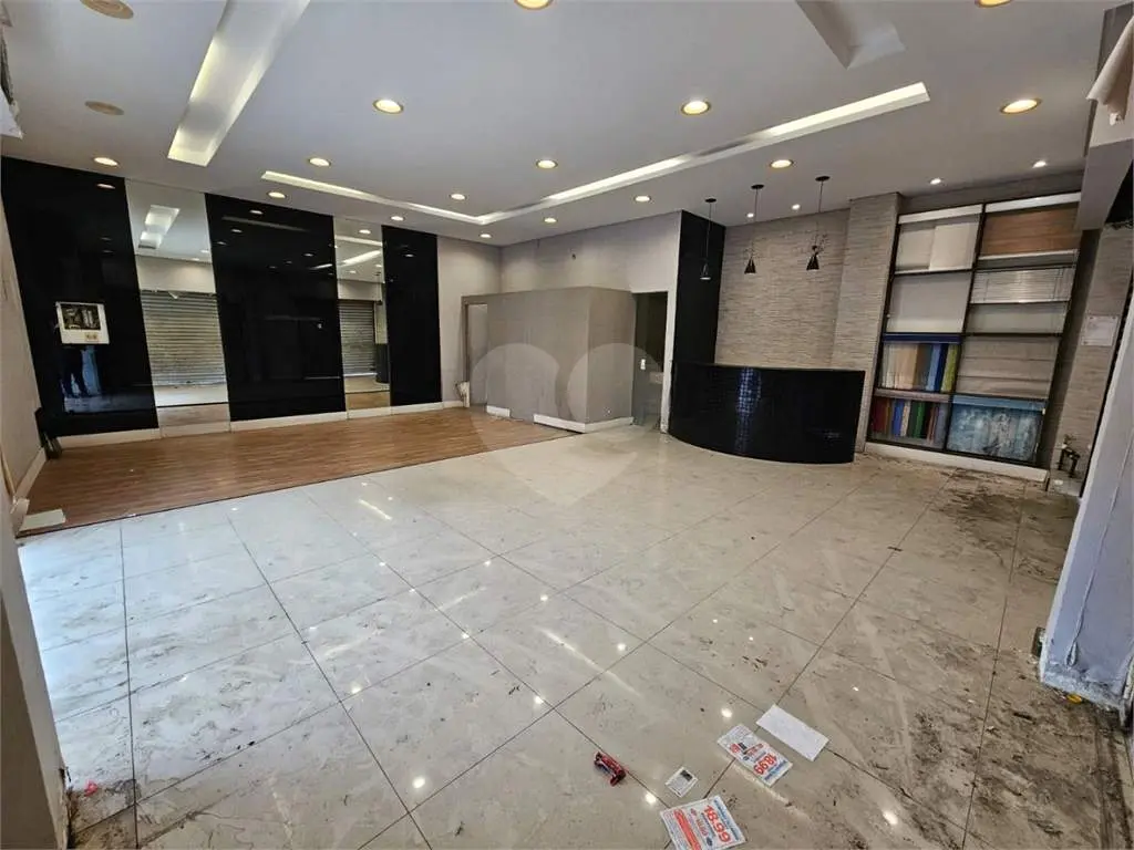 Comercial para Venda em Praia Grande, Vila Tupi, 1 banheiro, 1 vaga