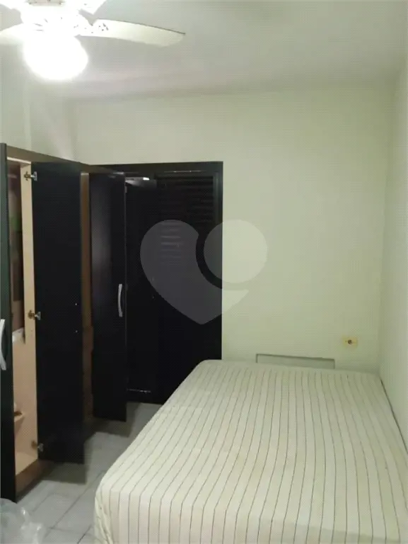 Apartamento para Venda em Praia Grande, Guilhermina, 2 dormitórios, 1 banheiro, 1 vaga