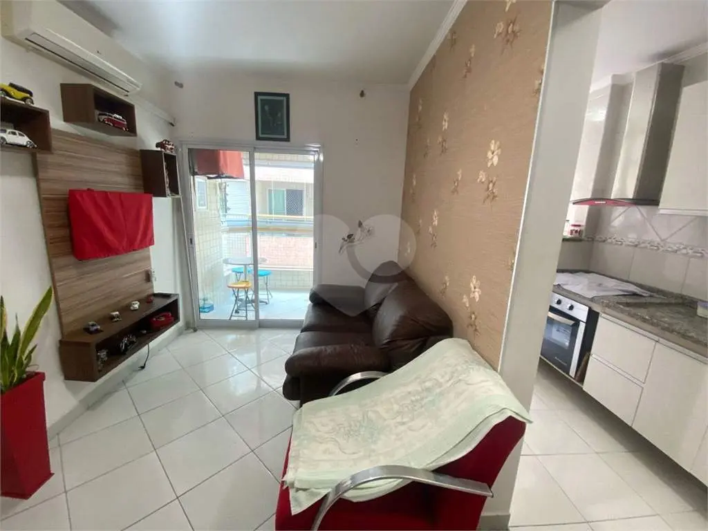 Apartamento para Venda em Praia Grande, Campo aviação, 1 dormitório, 1 banheiro, 1 vaga