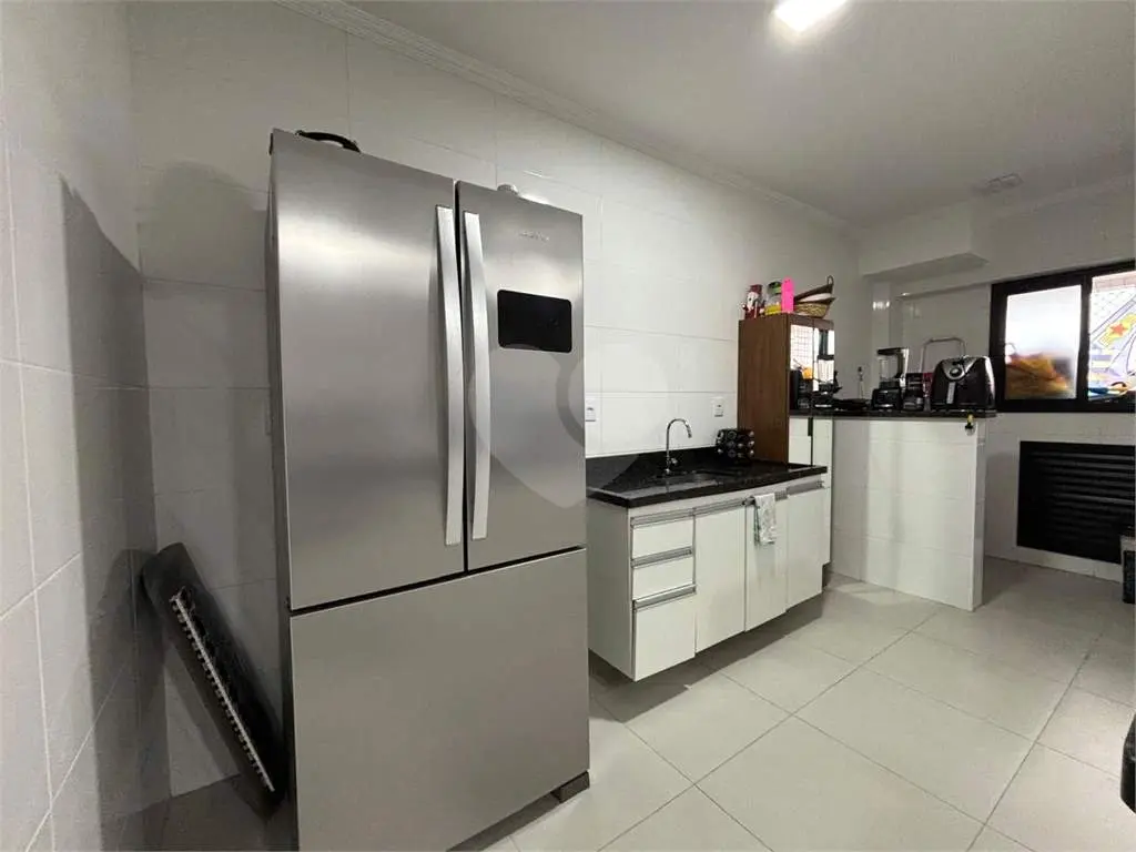 Apartamento para Venda em Praia Grande, Forte, 2 dormitórios, 1 suíte, 2 banheiros, 1 vaga