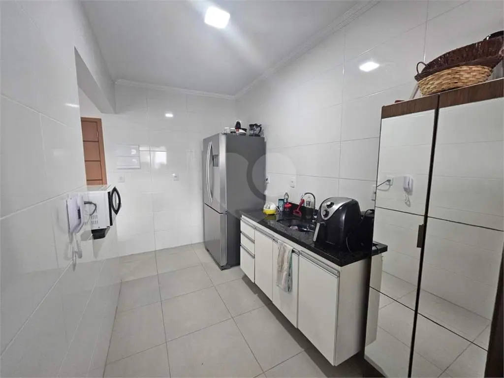Apartamento para Venda em Praia Grande, Forte, 2 dormitórios, 1 suíte, 2 banheiros, 1 vaga