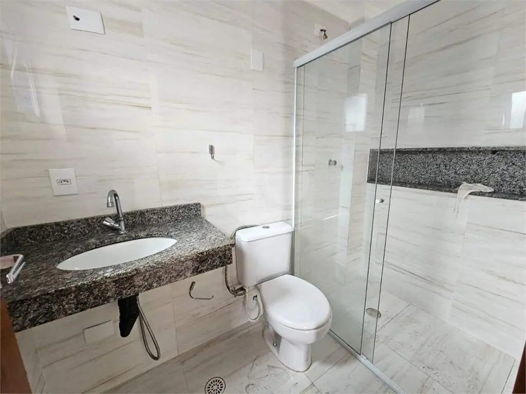 Apartamento para Locação em Praia Grande, Tupi, 2 dormitórios, 1 suíte, 1 banheiro, 2 vagas