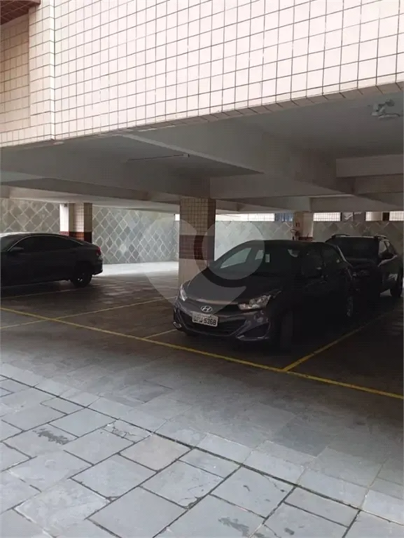 Apartamento para Venda em Praia Grande, Guilhermina, 2 dormitórios, 1 banheiro, 1 vaga