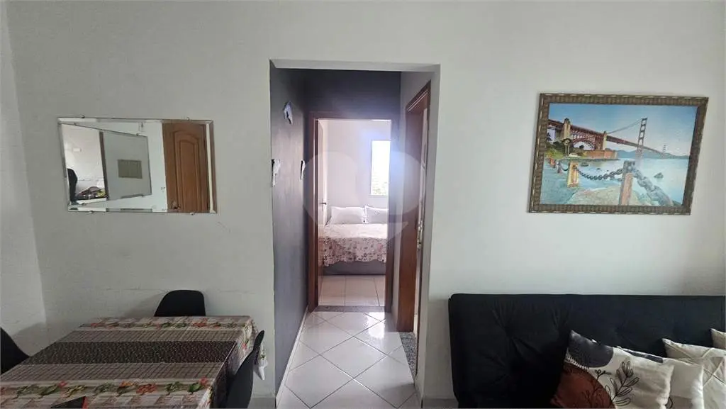 Apartamento para Venda em Praia Grande, Campo aviação, 1 dormitório, 1 banheiro, 1 vaga