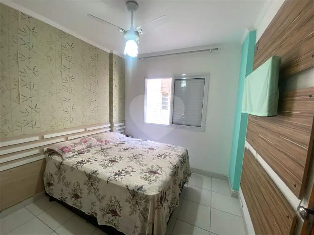 Apartamento para Venda em Praia Grande, Campo aviação, 1 dormitório, 1 banheiro, 1 vaga