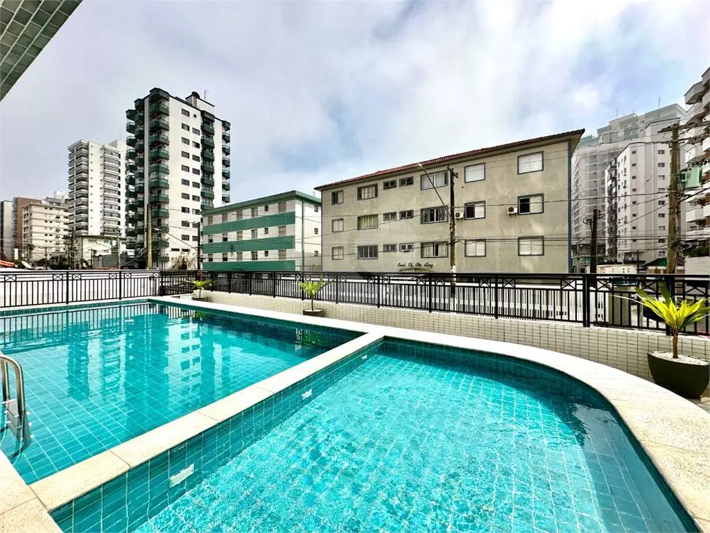 Apartamento para Venda em Praia Grande, Guilhermina, 3 dormitórios, 3 suítes, 3 banheiros, 2 vagas
