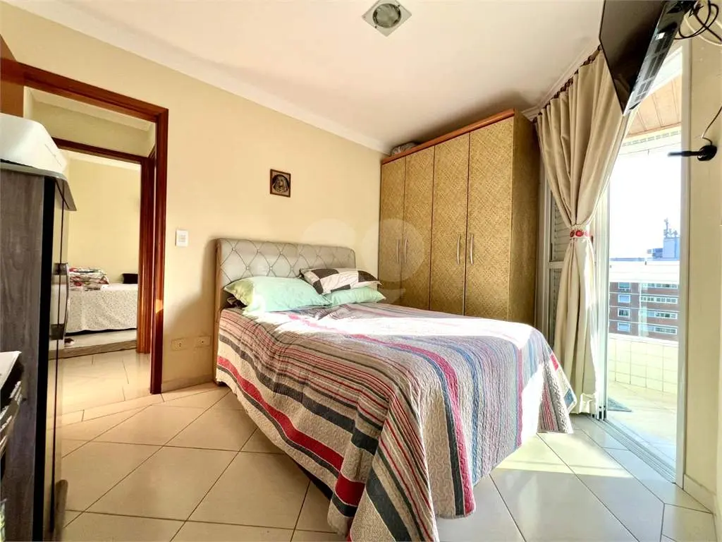 Apartamento para Venda em Praia Grande, Guilhermina, 3 dormitórios, 2 suítes, 3 banheiros, 2 vagas