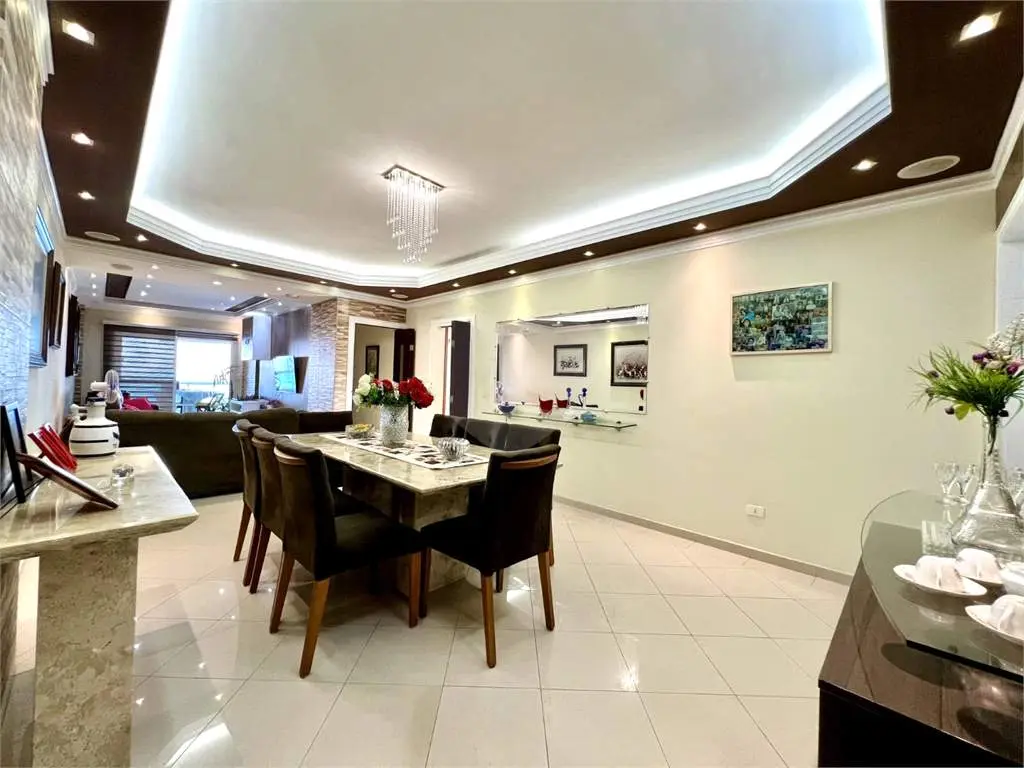 Apartamento para Venda em Praia Grande, Guilhermina, 3 dormitórios, 2 suítes, 3 banheiros, 2 vagas