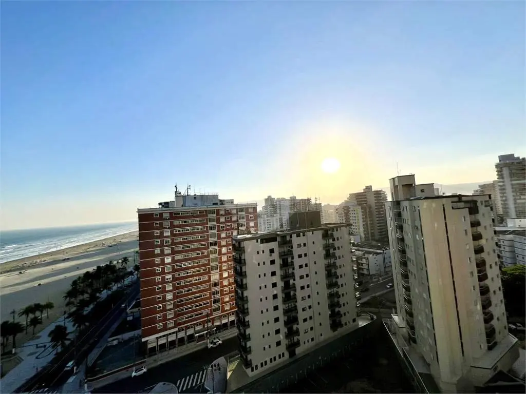 Apartamento para Venda em Praia Grande, Guilhermina, 3 dormitórios, 2 suítes, 3 banheiros, 2 vagas