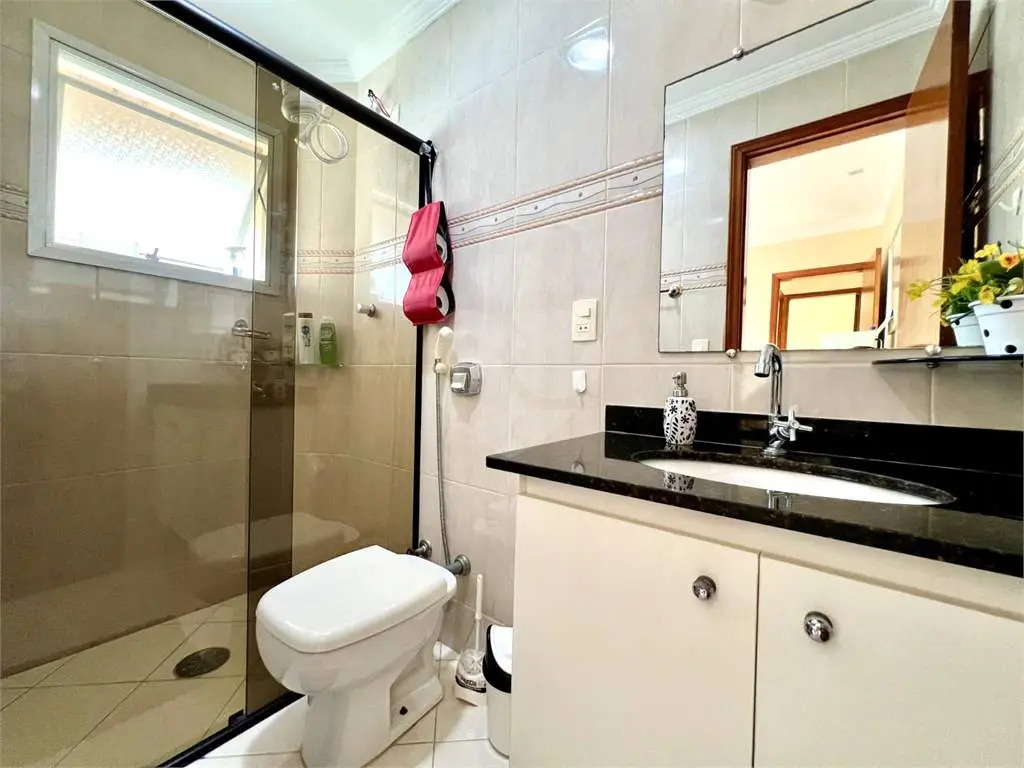 Apartamento para Venda em Praia Grande, Guilhermina, 3 dormitórios, 2 suítes, 3 banheiros, 2 vagas