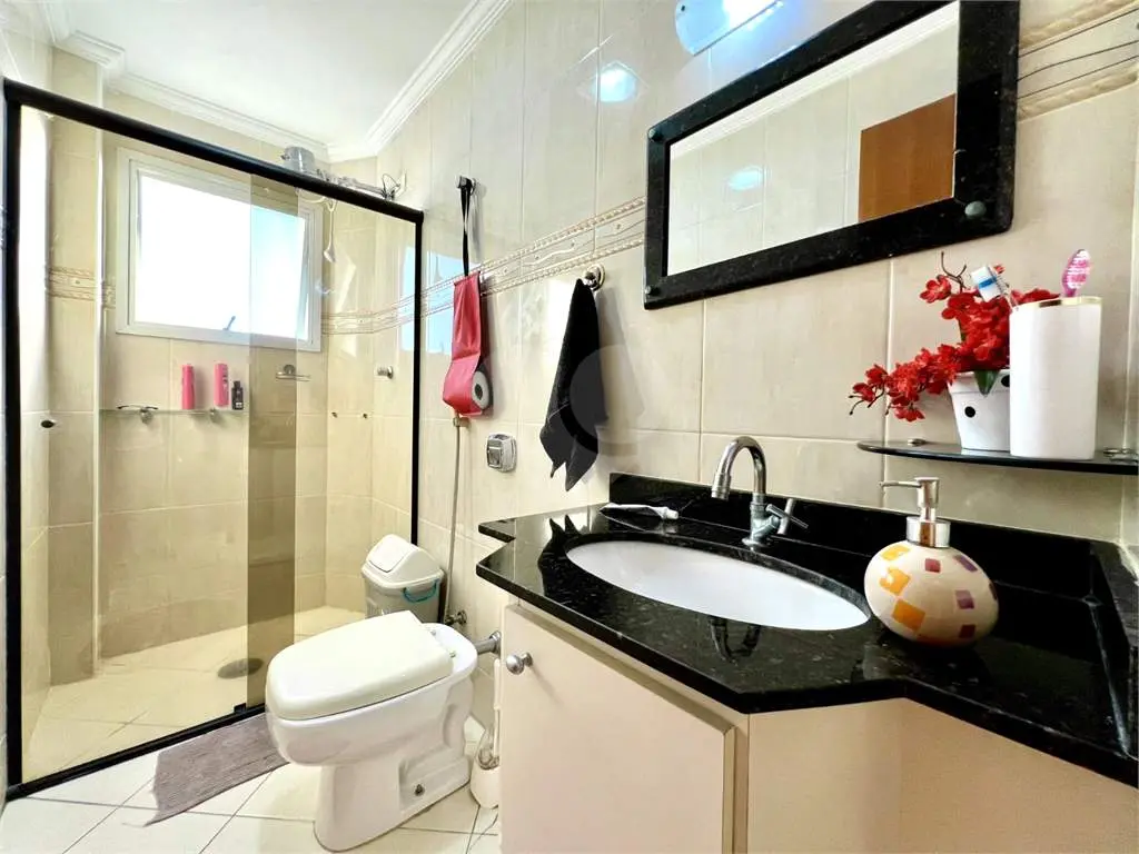 Apartamento para Venda em Praia Grande, Guilhermina, 3 dormitórios, 2 suítes, 3 banheiros, 2 vagas