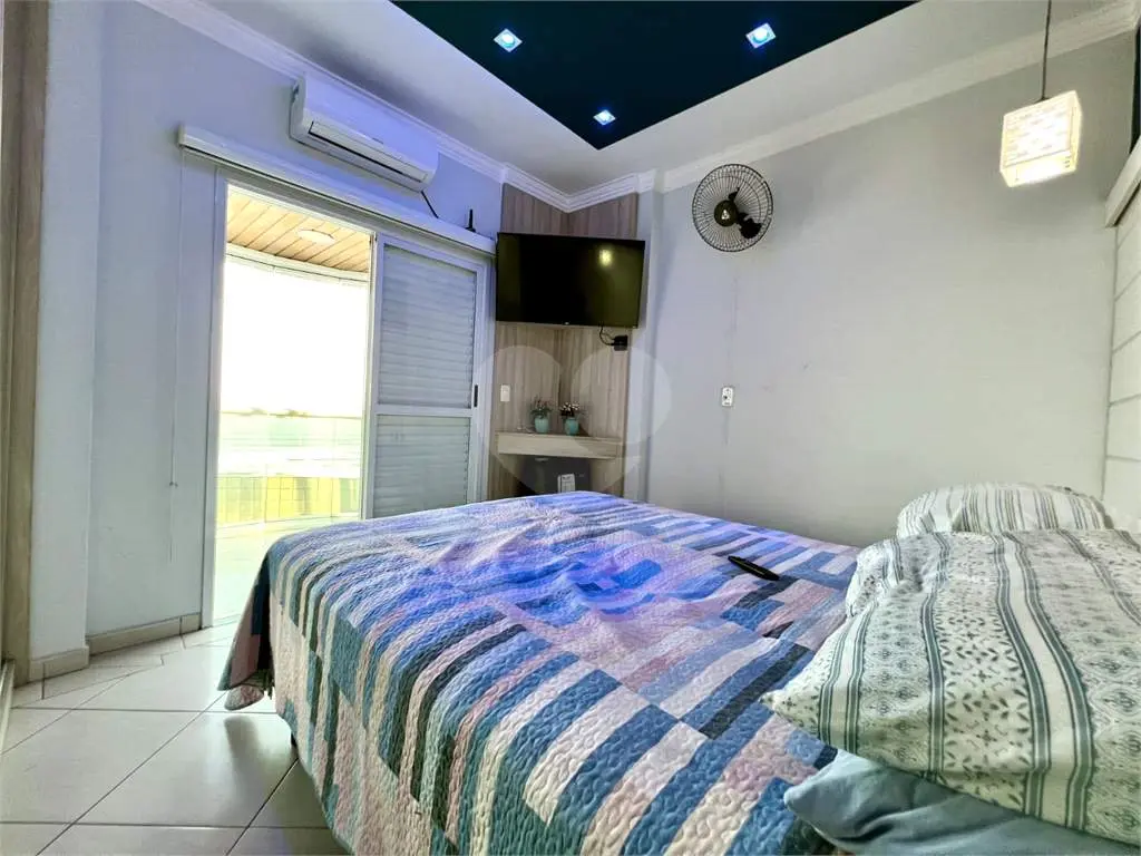 Apartamento para Venda em Praia Grande, Guilhermina, 3 dormitórios, 2 suítes, 3 banheiros, 2 vagas