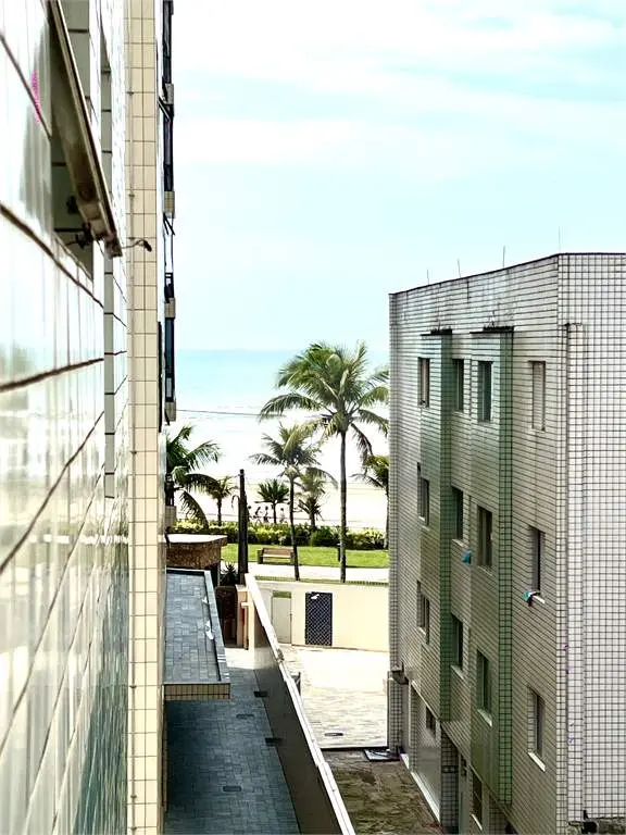 Apartamento para Venda em Praia Grande, Caiçara, 1 dormitório, 1 banheiro, 1 vaga