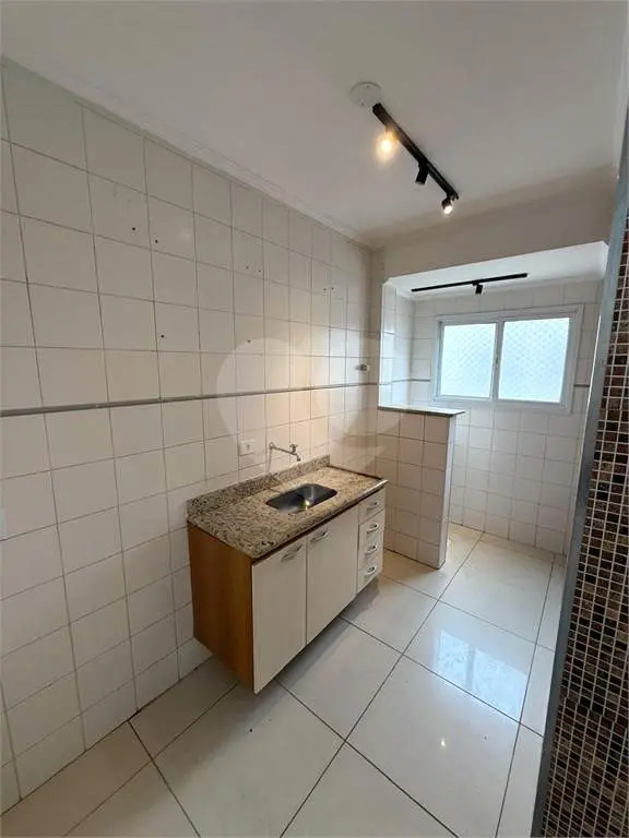Apartamento para Venda em Praia Grande, Aviação, 1 dormitório, 1 banheiro, 1 vaga