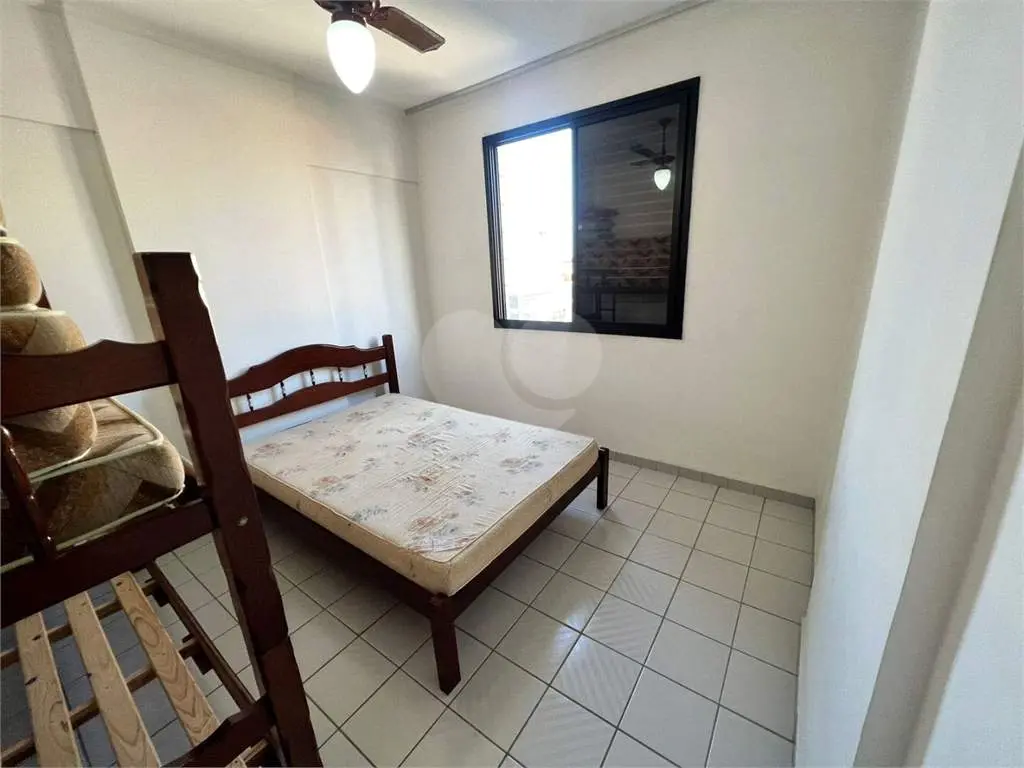 Apartamento para Venda em Praia Grande, Tupi, 3 dormitórios, 1 suíte, 3 banheiros, 1 vaga