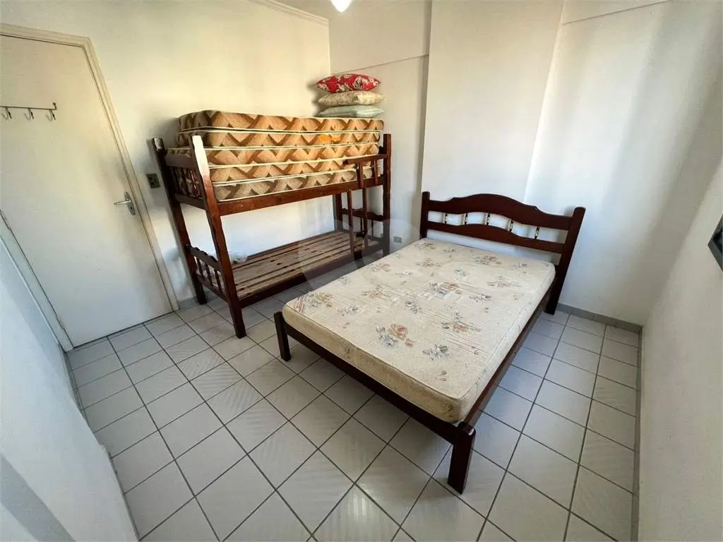 Apartamento para Venda em Praia Grande, Tupi, 3 dormitórios, 1 suíte, 3 banheiros, 1 vaga