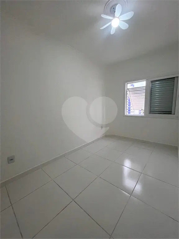 Apartamento para Venda em Praia Grande, Guilhermina, 3 dormitórios, 1 suíte, 2 banheiros, 1 vaga