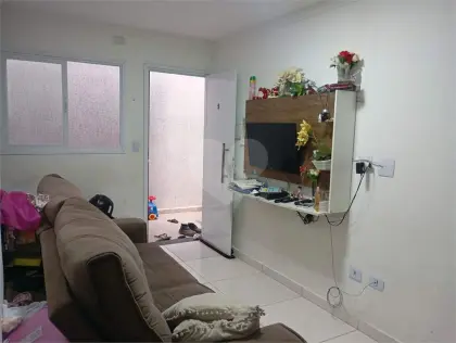 Casa para Venda em Praia Grande, Antártica, 2 dormitórios, 2 banheiros, 1 vaga