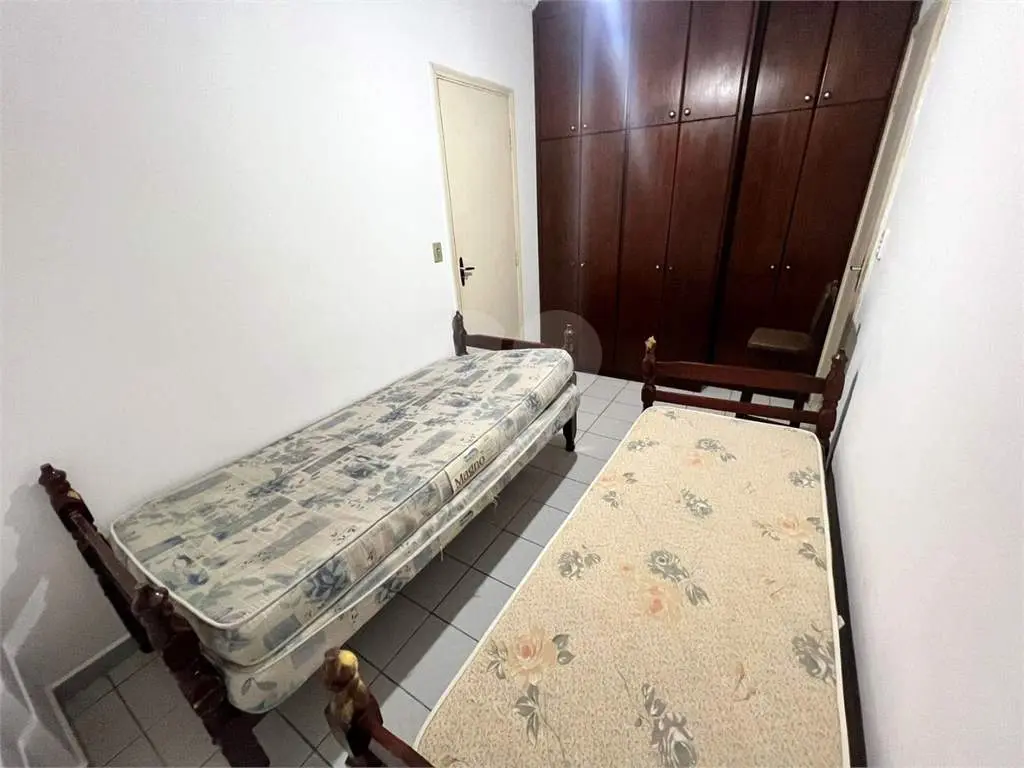 Apartamento para Venda em Praia Grande, Tupi, 3 dormitórios, 1 suíte, 3 banheiros, 1 vaga