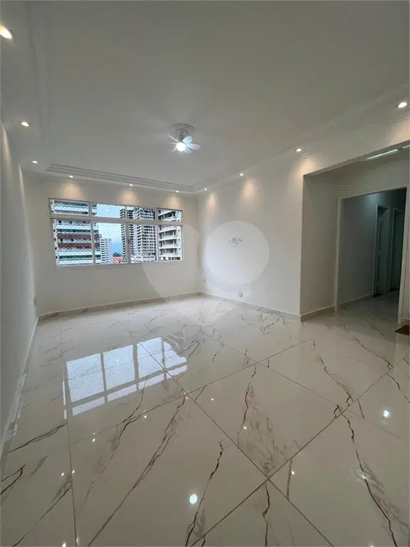 Apartamento para Venda em Praia Grande, Guilhermina, 3 dormitórios, 1 suíte, 2 banheiros, 1 vaga