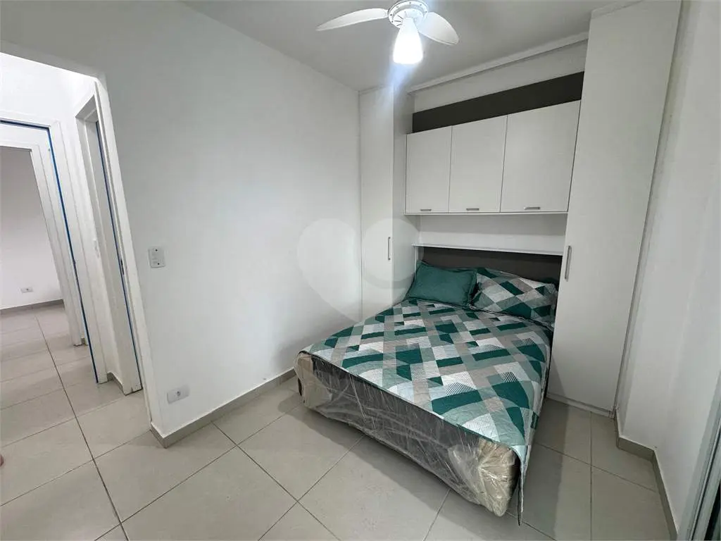 Apartamento para Venda em Praia Grande, Forte, 2 dormitórios, 1 suíte, 2 banheiros, 1 vaga