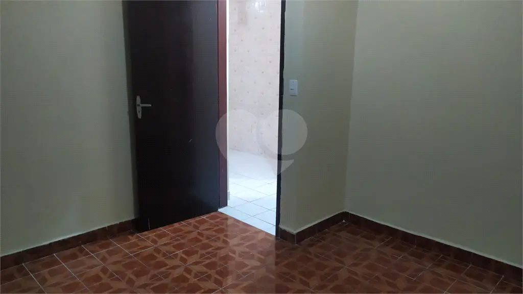 Casa para Locação em Praia Grande, Boqueirão, 3 dormitórios, 1 suíte, 2 banheiros, 2 vagas