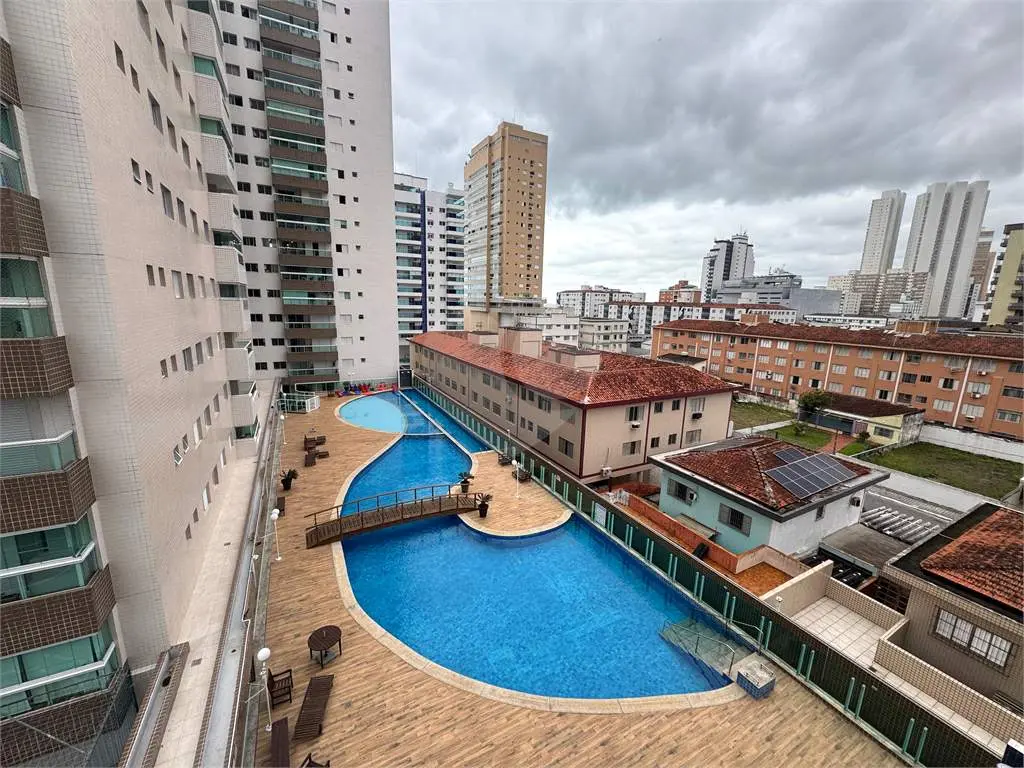 Apartamento para Venda em Praia Grande, Forte, 2 dormitórios, 1 suíte, 2 banheiros, 1 vaga