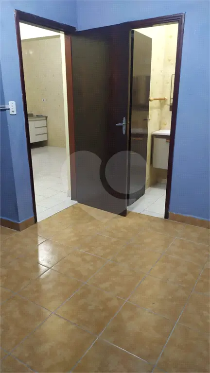 Casa para Locação em Praia Grande, Boqueirão, 3 dormitórios, 1 suíte, 2 banheiros, 2 vagas