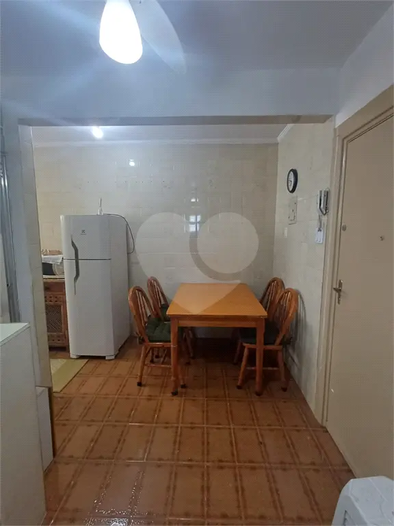 Apartamento para Venda em Praia Grande, Guilhermina, 2 dormitórios, 1 banheiro